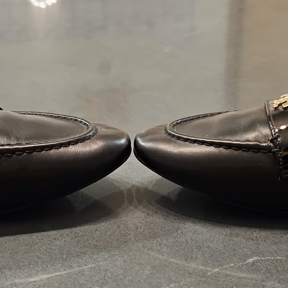 TORY BURCH • Black Leather Ballet Loafers • Size 5M - Picture 6 of 11